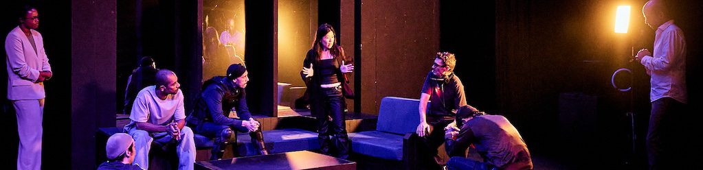 Critique théâtre Lieux communs