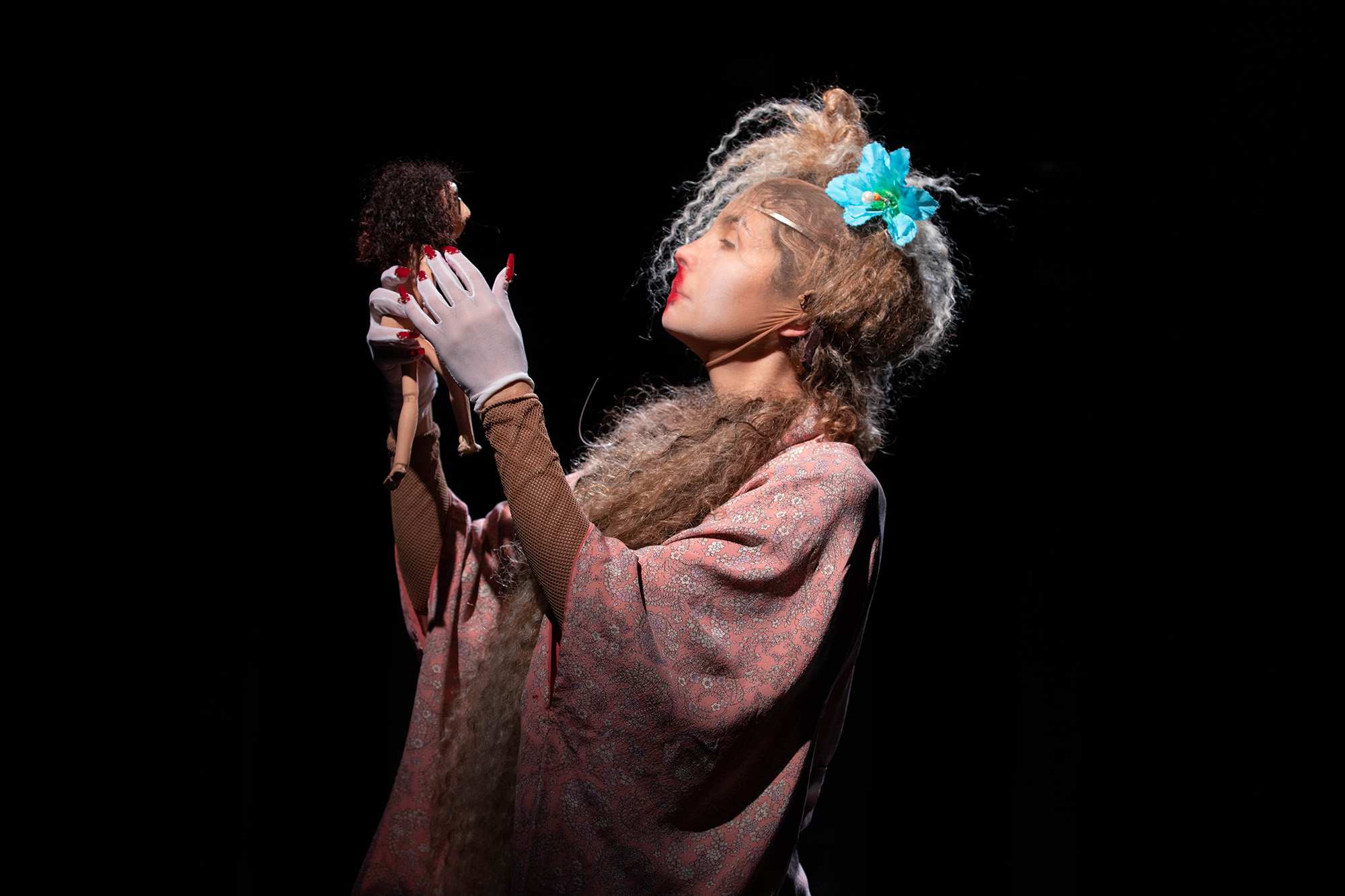 iI n'y a pas de Ajar Johanna Nizard