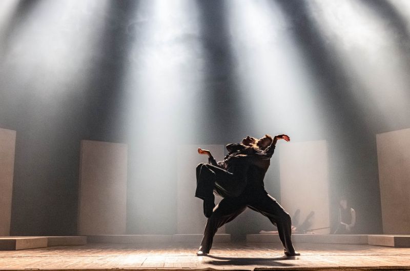 Antigone, Alan Lucien Øyen